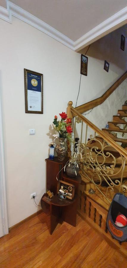 Navigator Bed & Breakfast Cernăuți Exterior foto